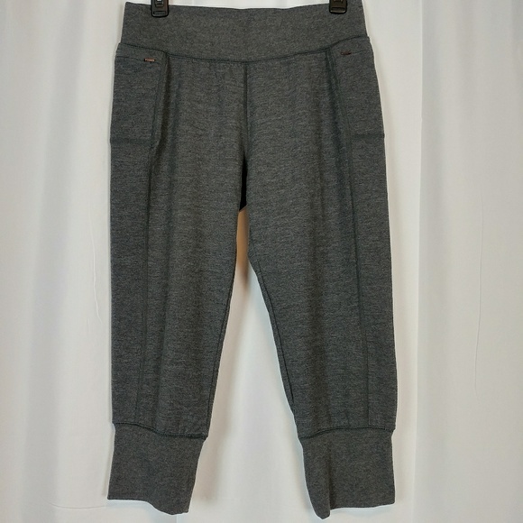 CALIA by Carrie Underwood Pants - Calia Capri High Waisted Buttery Soft Joggers B123